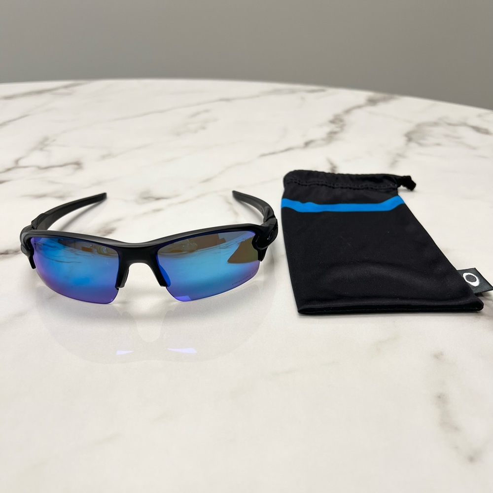 Oakley Flak 2.0 Thin Blue Line Collection